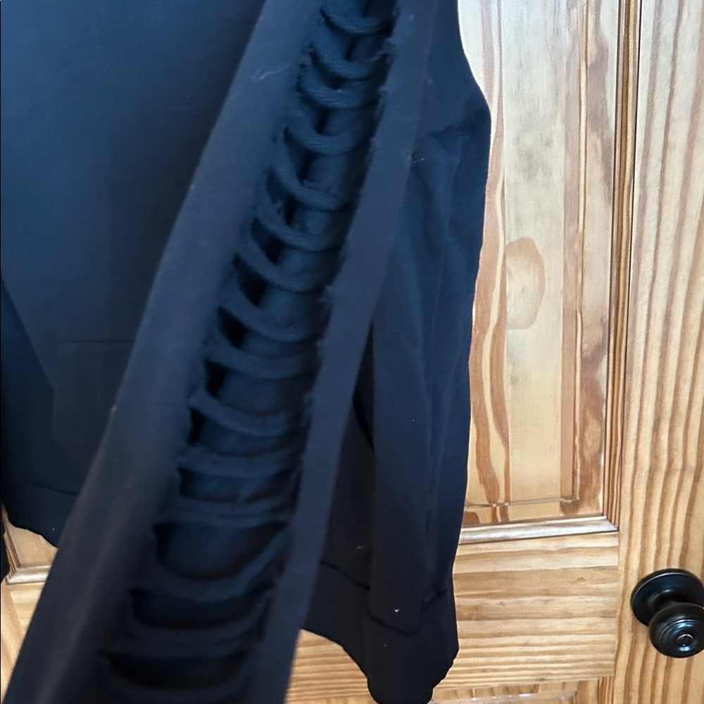 VENUS Black Cut Out Sleeve Sweatshirt - Picture 7 of 10